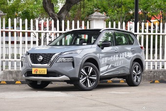奇骏11.99万